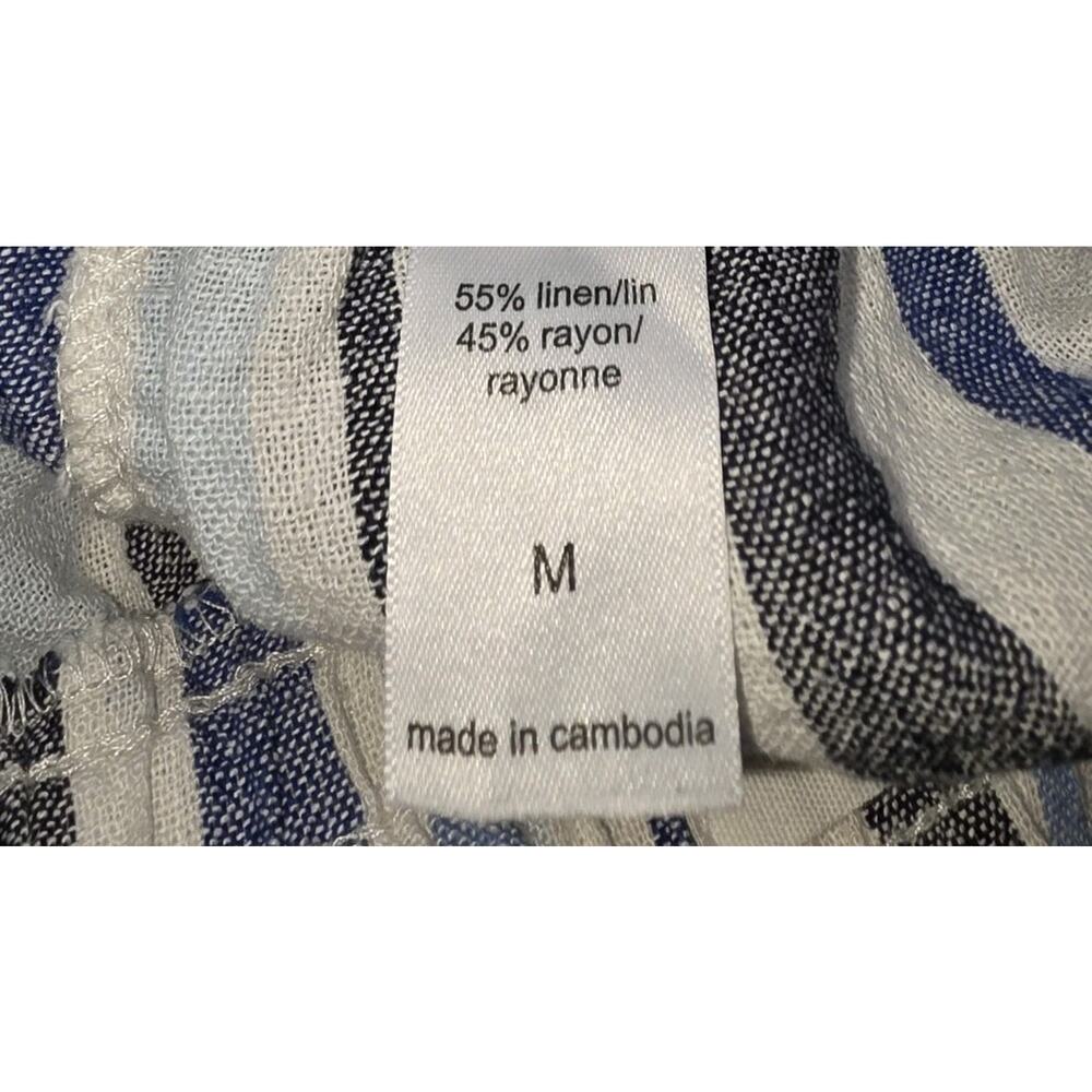 EUC Maurices Women’s Linen Blend Striped Pull-On Shorts Size Medium Blue White - Picture 3 of 4